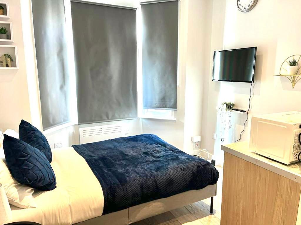 Southall Suites By Gh Stays Экстерьер фото